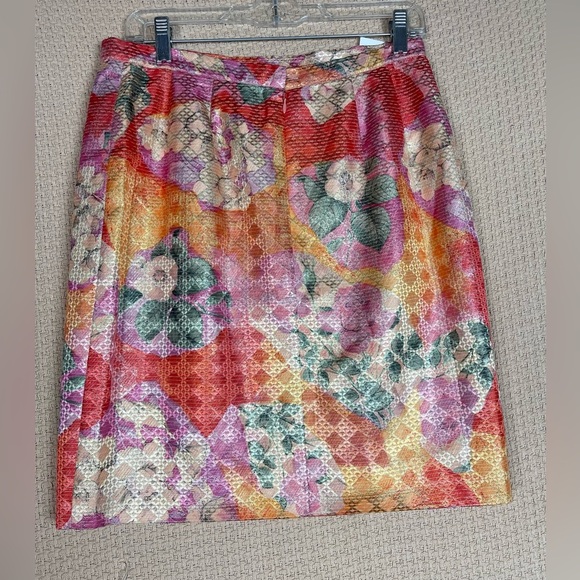 Floral Multicolor Skirt Size Medium - Picture 2 of 8
